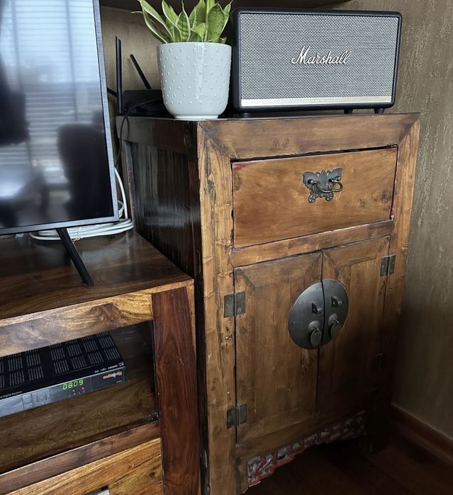 Drewniana, stylowa komoda retro vintage