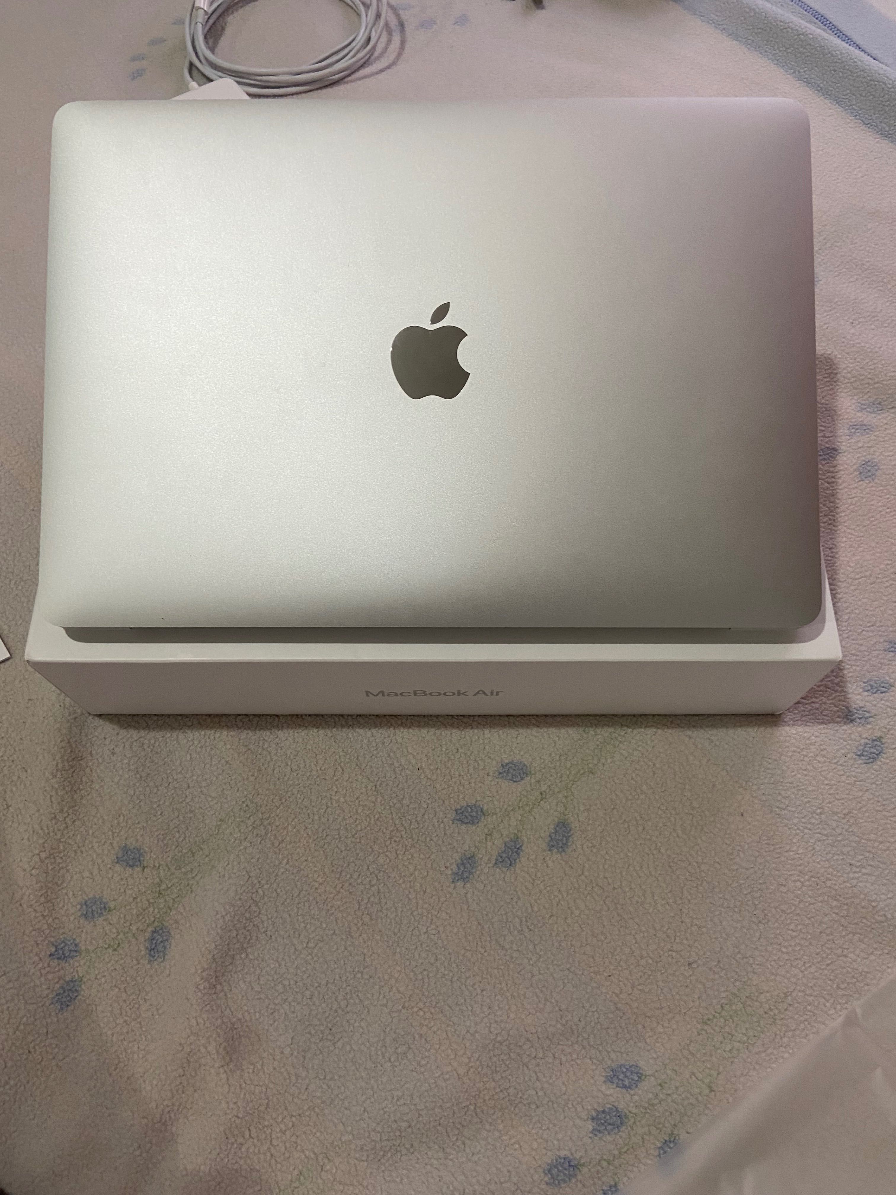 Apple MacBook Air 13.3'' (2020) | M1 | 8GB | 256GB SSD