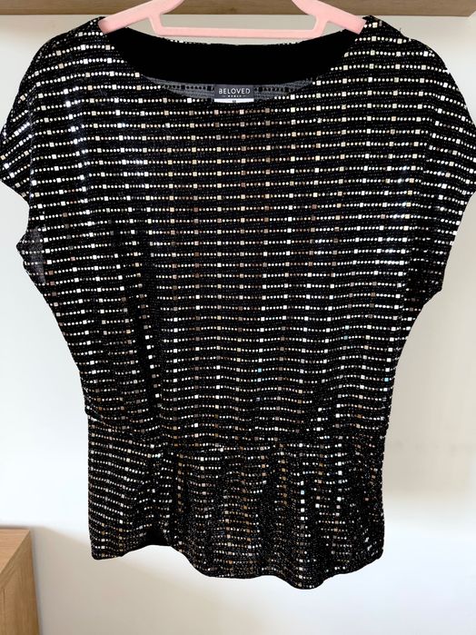 Bluzka czarno srebrna rozmiar M , nowa bez metki