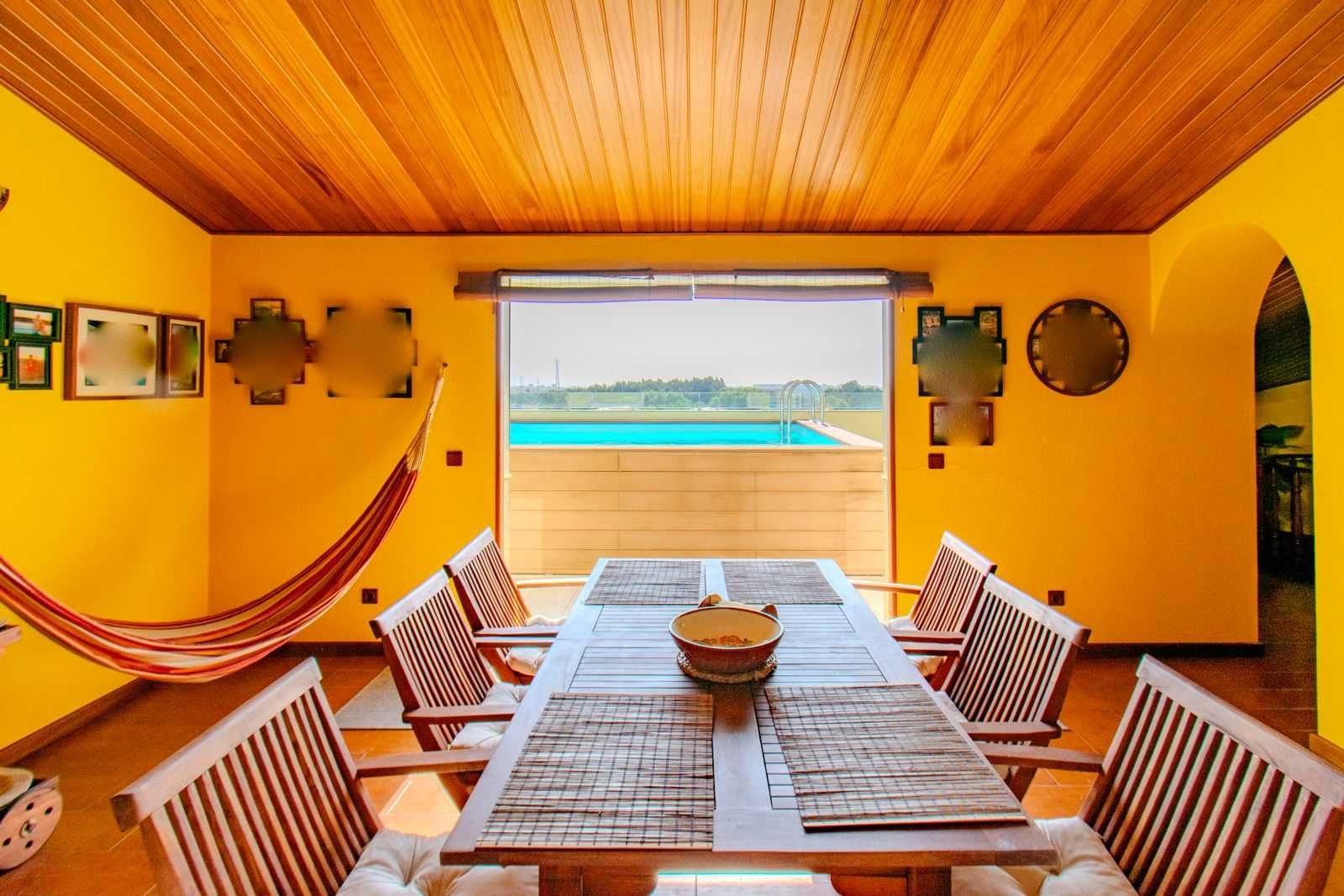 Apartamento T3 Duplex com Piscina