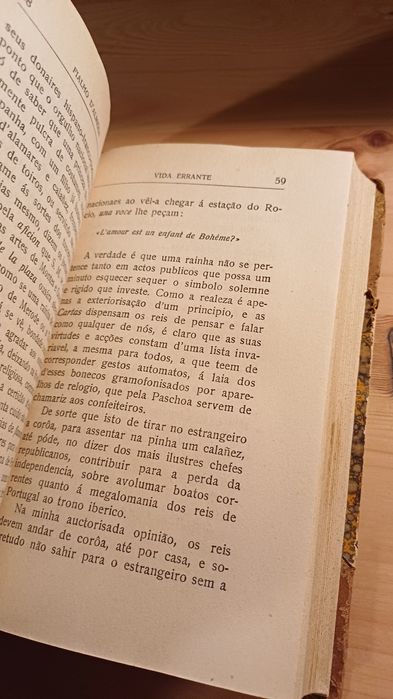 Livro Antigo-Vida Errante