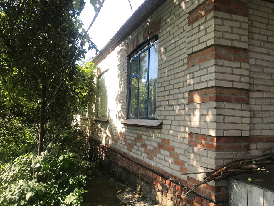 Будинок по вул. Кузні обмін на квартиру