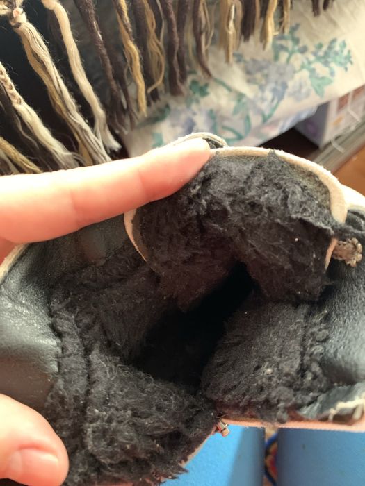 Взуття для дівчинки