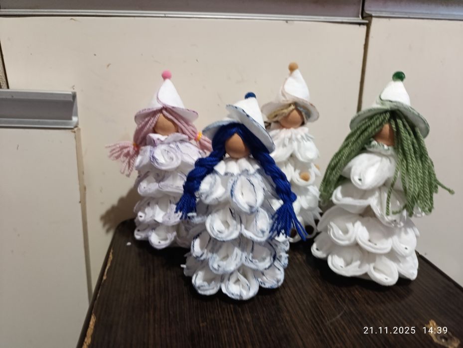 Очень красивые ватные куколки