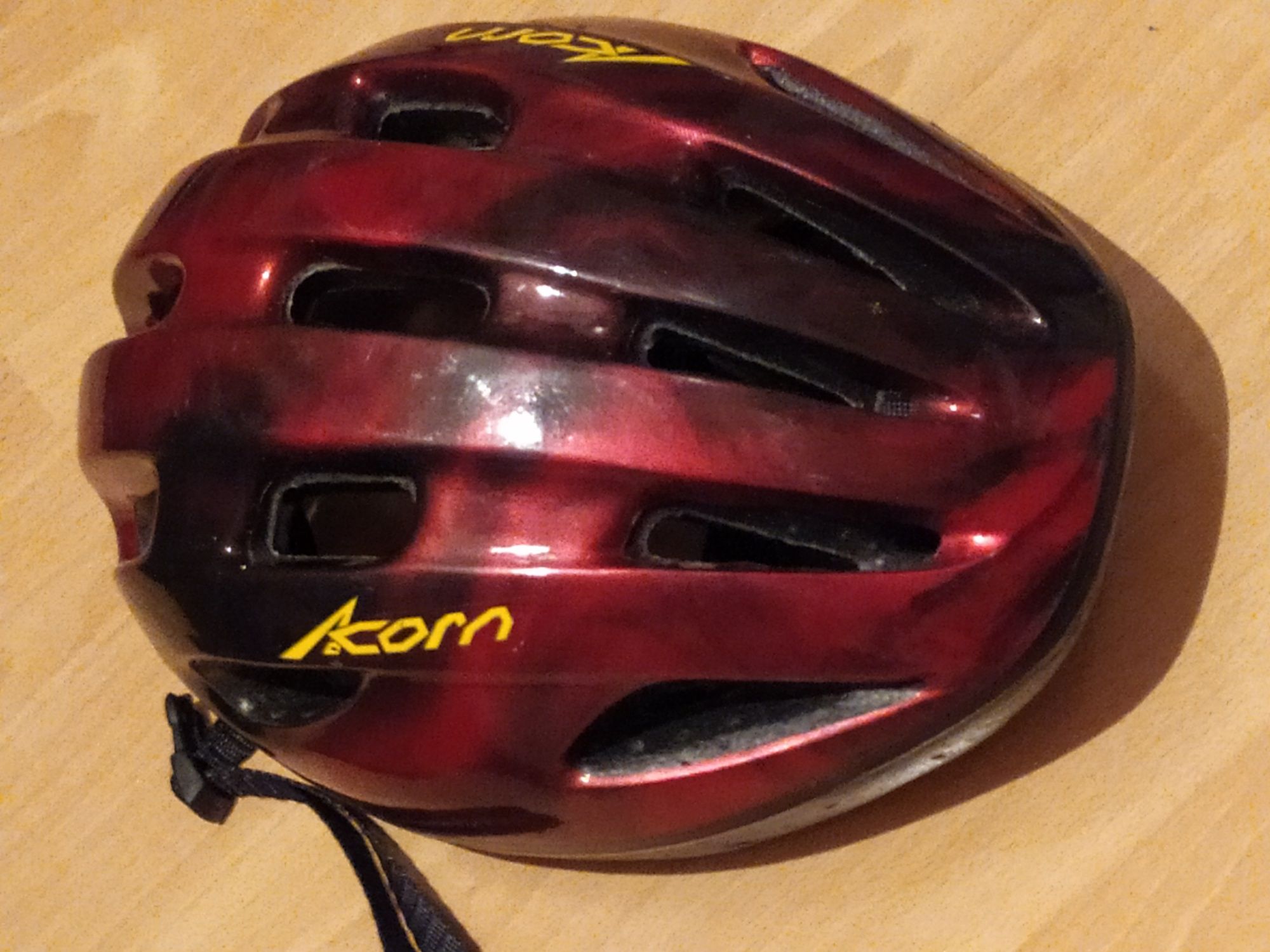 Шлем велосипедный  acorn