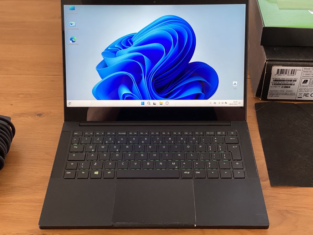 Razer Blade Stealth 13 /i7/16gb/gtx1650