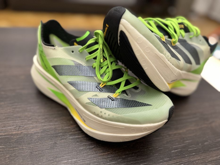 Бігові кросівки Adidas adizero Prime X