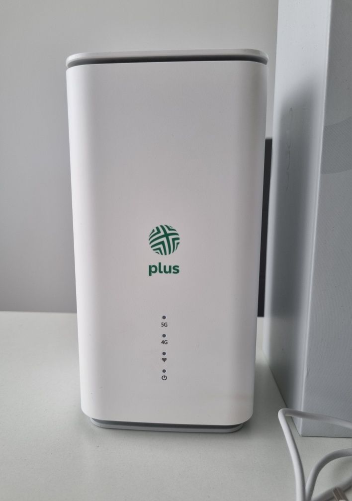 Router ruter Oppo plus 5G CPE T1a biały