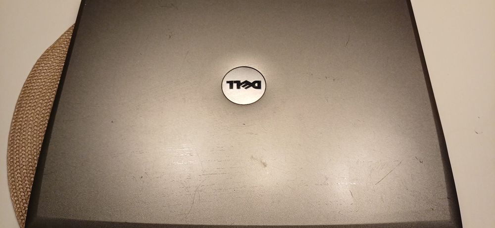 Laptop Dell niesprawny