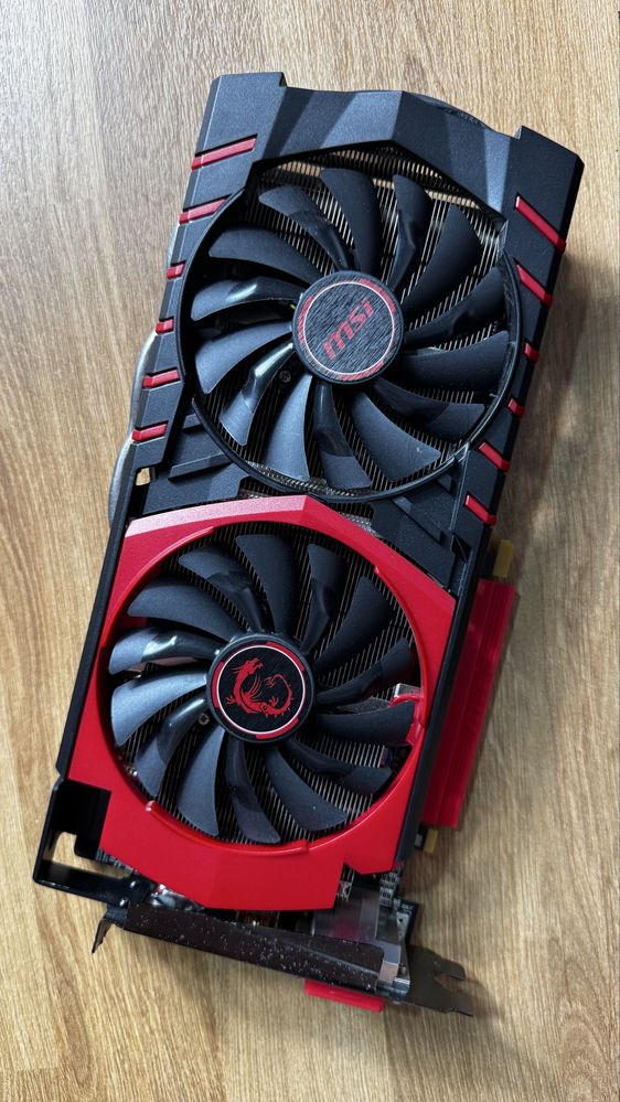 Placa gráfica MSI R9 380 2GB