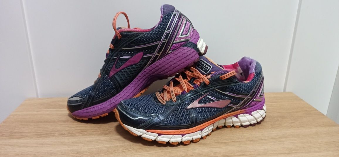 Brooks Adrenaline GTS 15 DNA Running profesjonalne buty do biegania