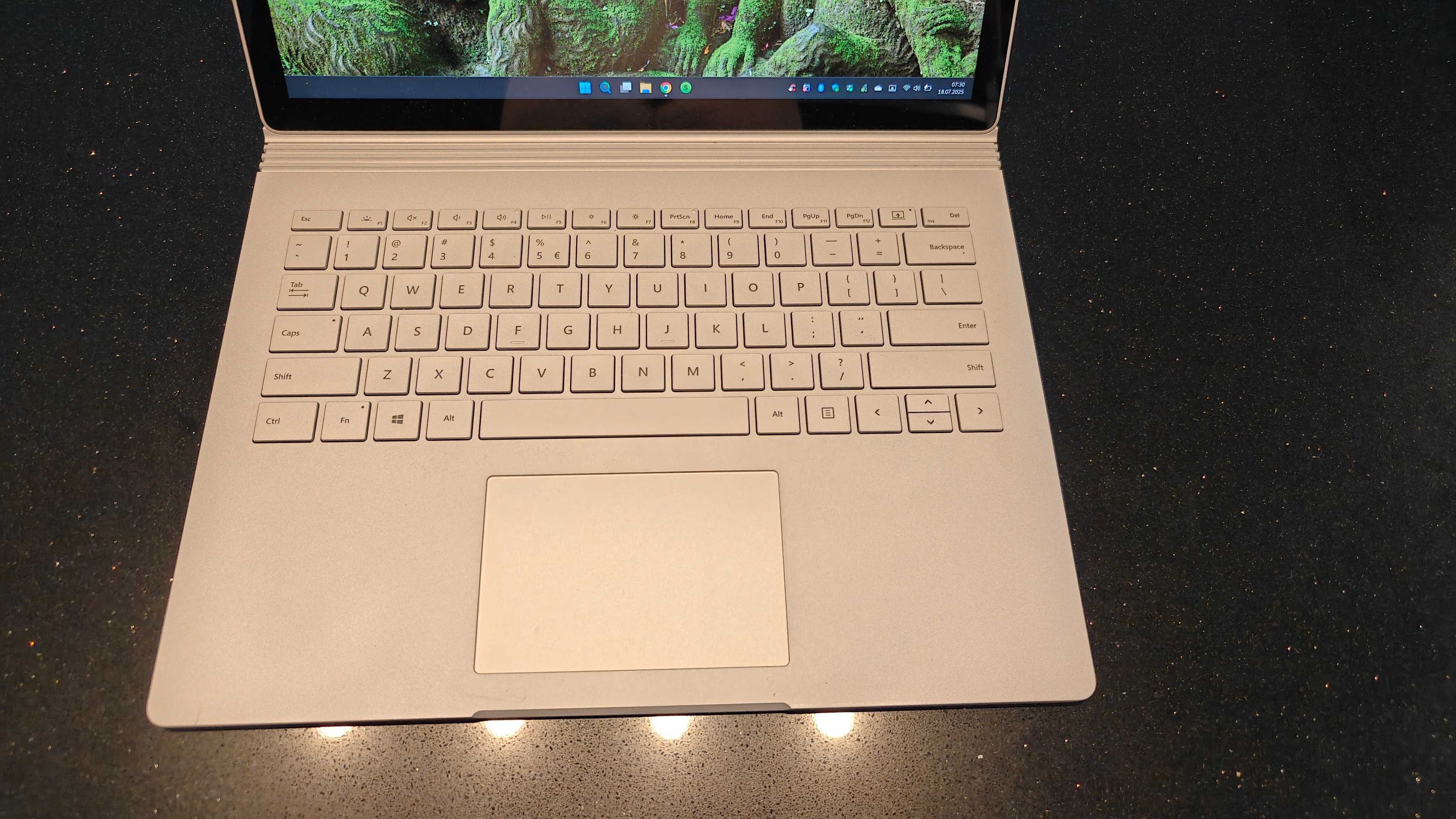 Microsoft Surface Book 3 13,5" Intel Core i5 8 GB / 256 GB Srebrny