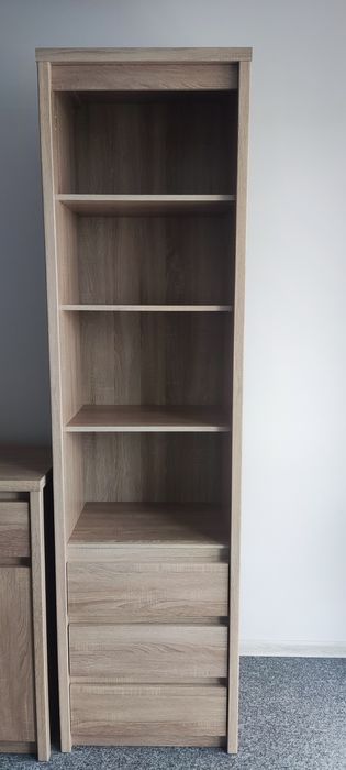 JAK NOWE! Zestaw mebli 4 elementy. NORTON dwa regały, komoda i szafa