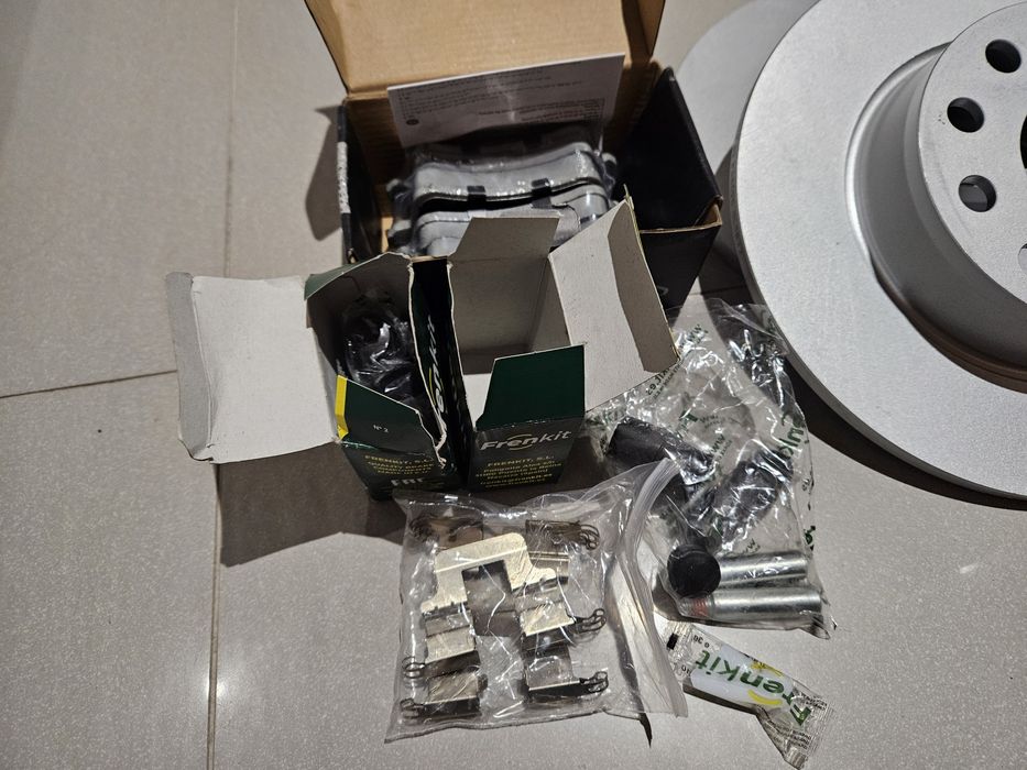 Klocki hamulcowe tyl Audi A4