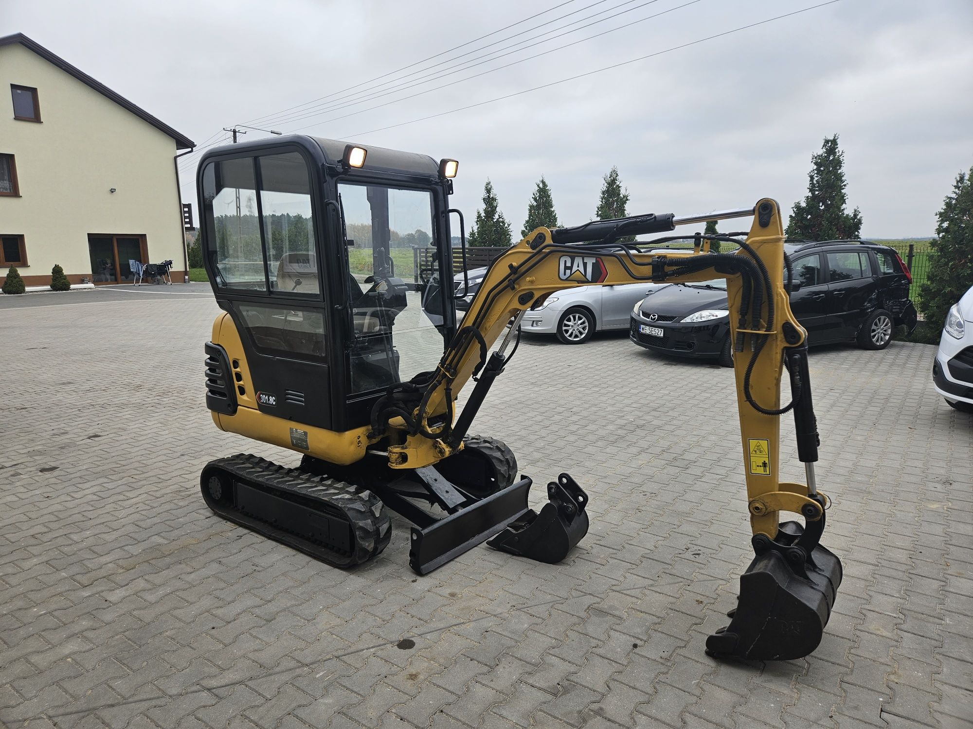Minikoparka CAT 301.8C