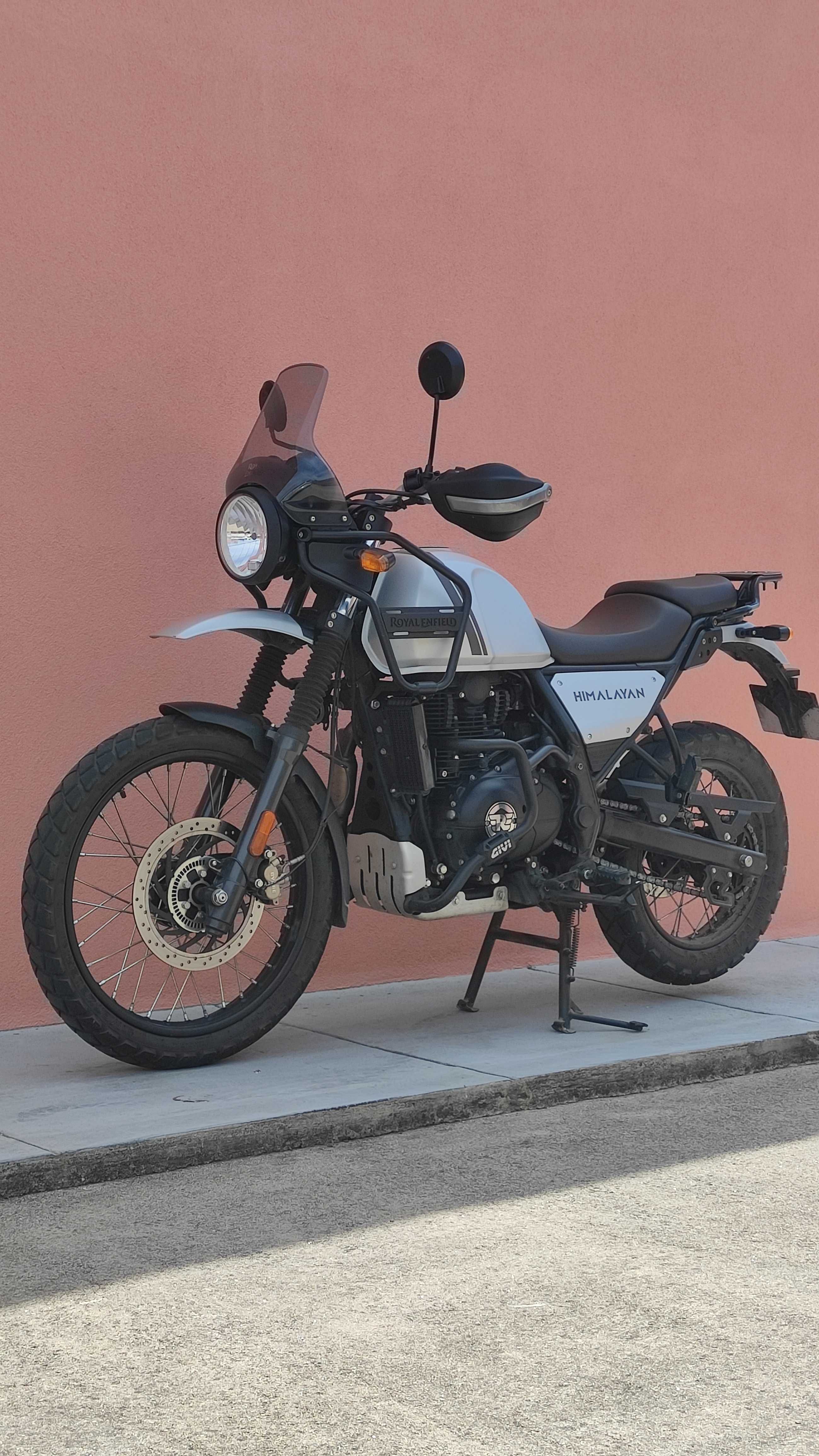 Royal Enfield Himalayan 411cc