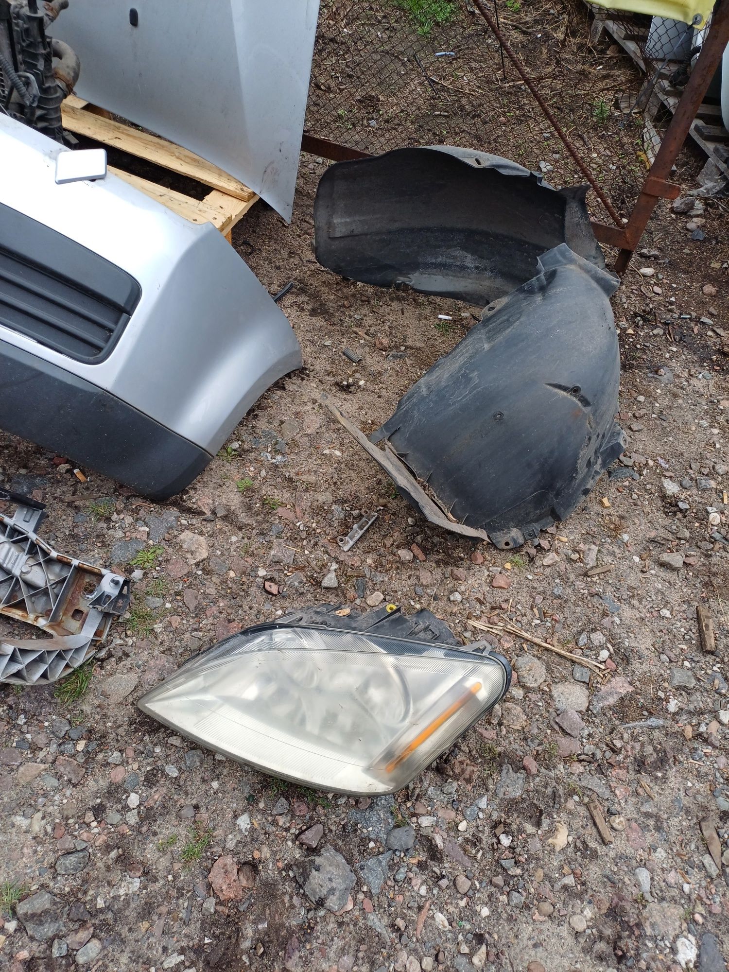 Ford C-MAX mk1 I maska zderzak lampa pas przedni chłodnice  1.6 hdiDM2