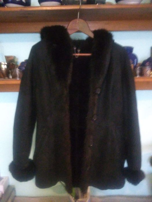 Продам натуральную дубленку