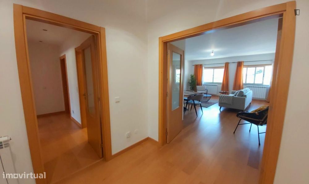 Apartamento com 2 quartos - localizado em Benfica Lisbon