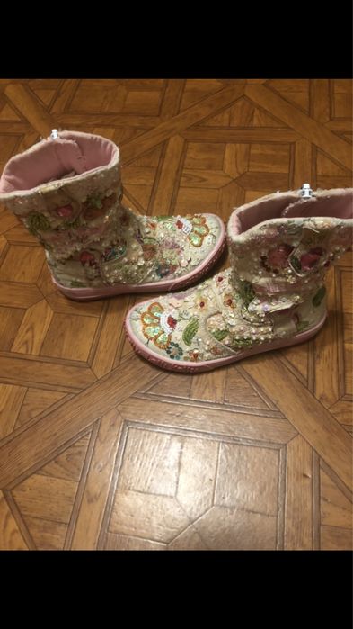 Сапоги для девочки