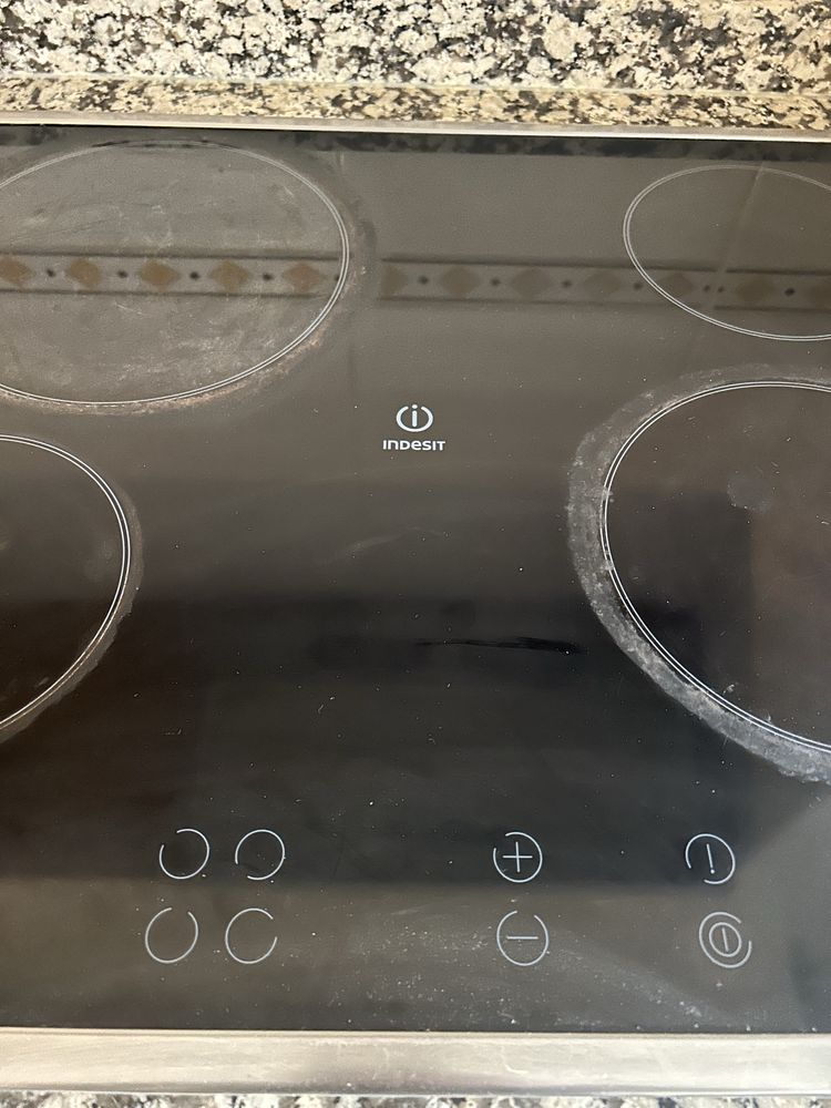 Forno Bosch + placa vitroceramica Indesit