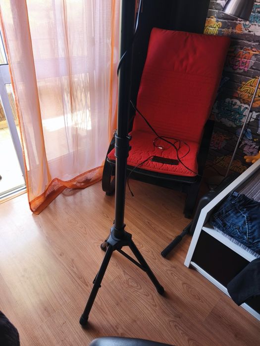 Ibiza Sound SLK10A-USB (10 polegadas, 400W de potência máxima).