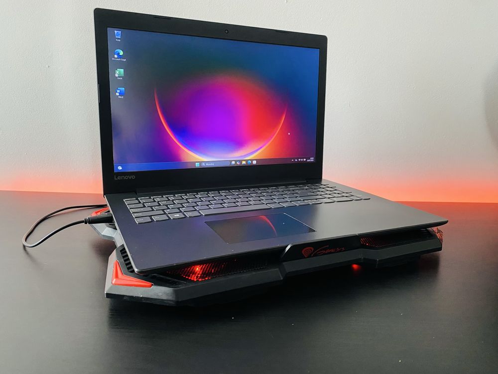 Laptop do gier | i5-8250U 16GB RAM SSD 512GB MX150 Windows 11 | Office