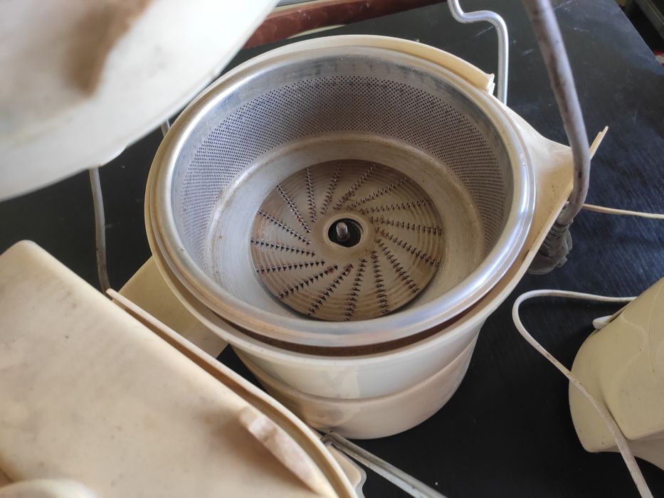 соковижималка електро