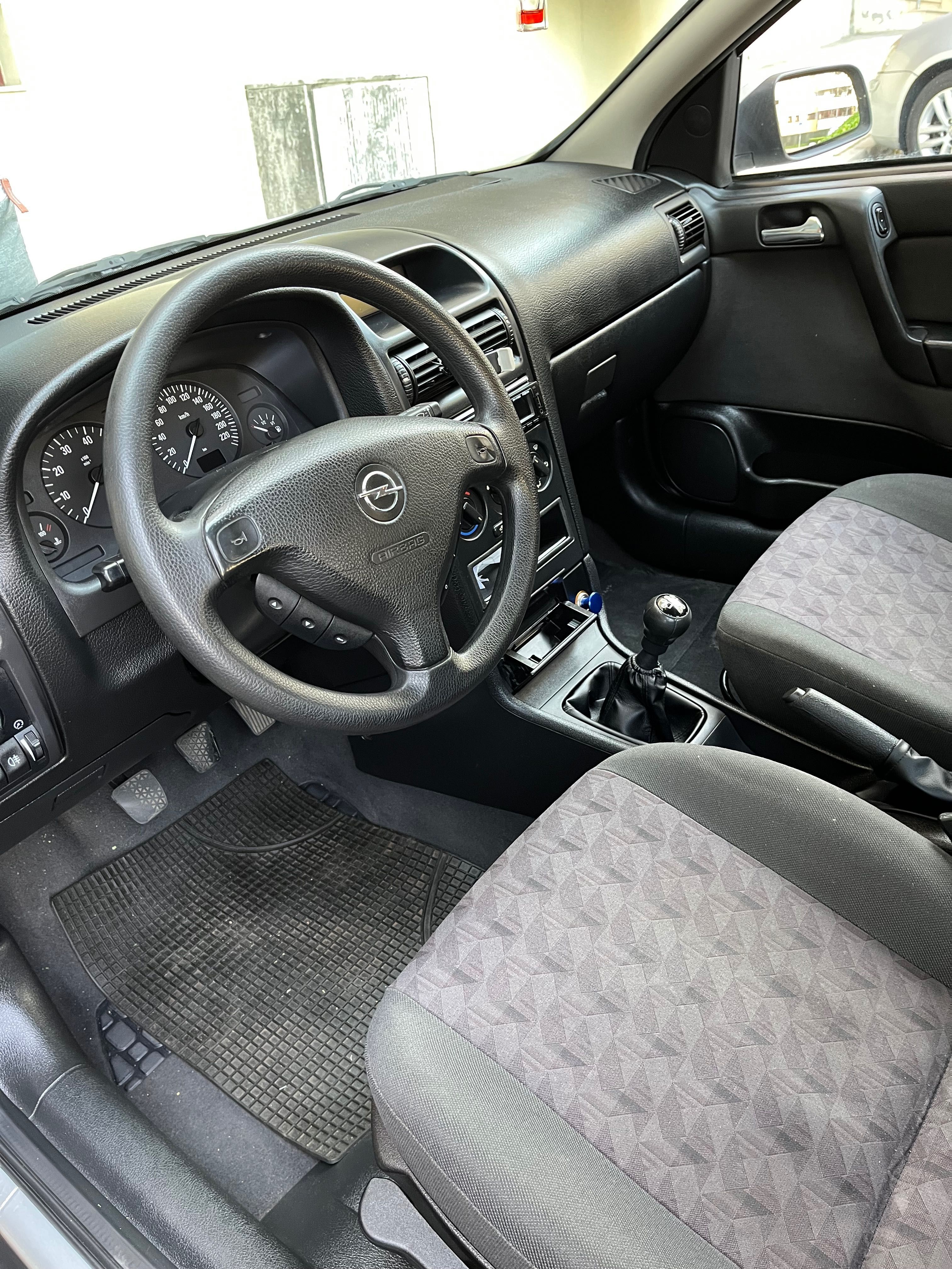 Opel astra 1.4 gasolina