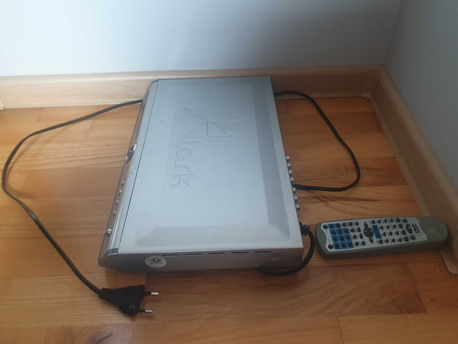 Odtwarzacz DVD Lark Sun 5.1 z pilotem