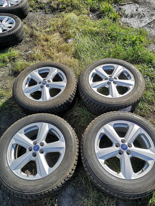 Komplet kół zimowych 5x108 Ford Volvo 235/60/18 Nokian