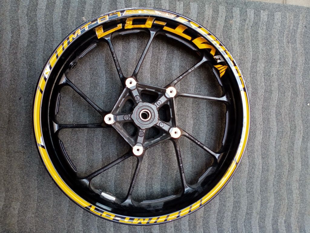 Yamaha MT09 07 Tracer9 7 orginalne felgi przód