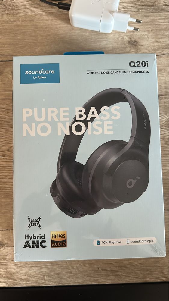 Навушники Anker SoundCore Q20i Black (нові, запаковані, безпровідні)