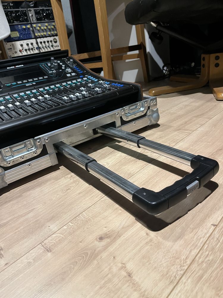Allen Heath SQ 5 mikser cyfrowy CASE