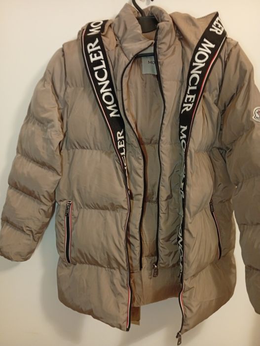 Moncler piękne zimowe puchowe kurtki damskie