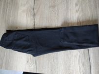 Spodnie jeansowe firmy Bershka w kolorze czarnym rozm 34