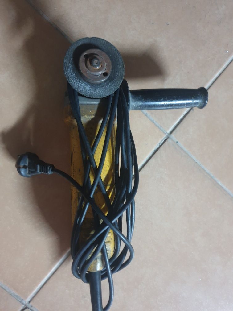 Rebarbadora Dewalt