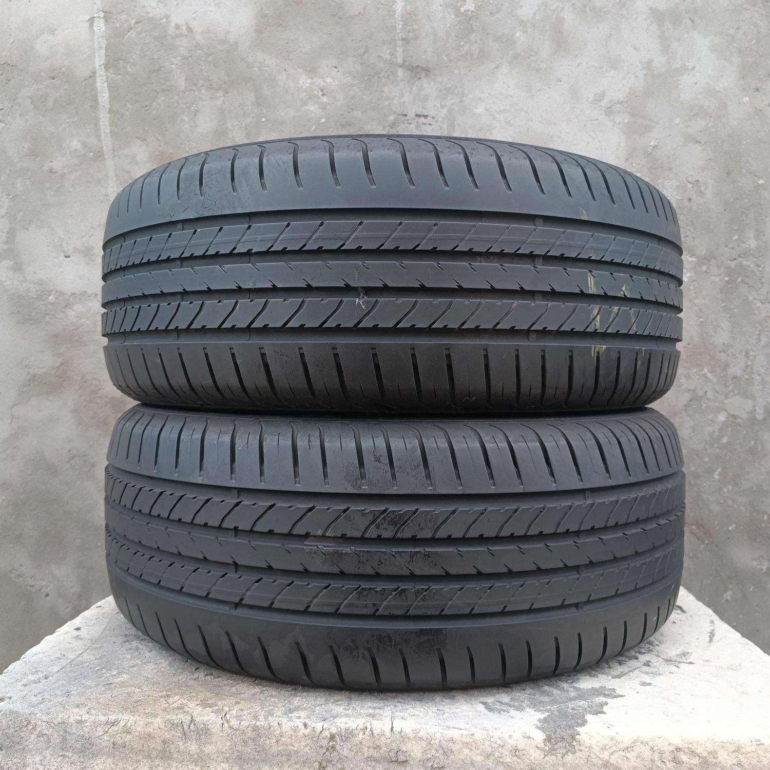 205 50 r17 goodyear