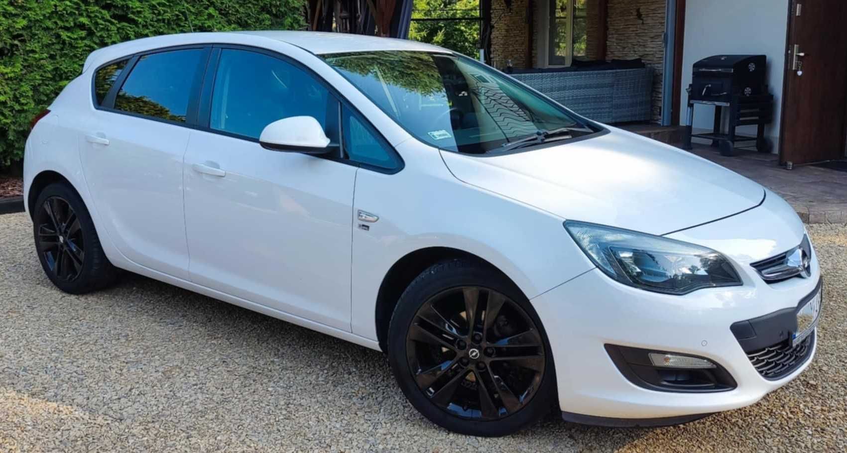 Sprzedam Opla Astrę 1,4 Turbo 140 KM LPG