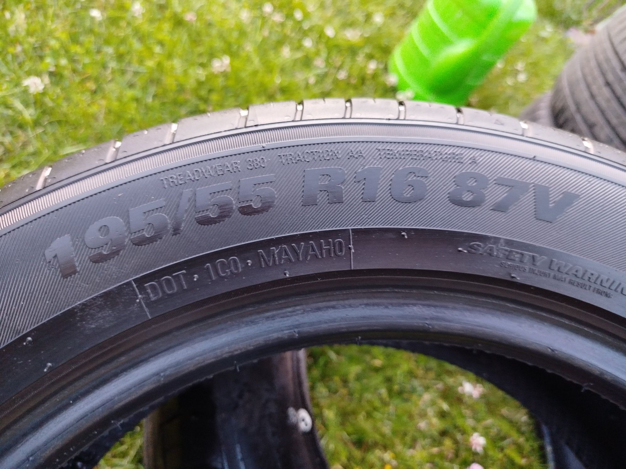 Kumho ECSTA HS25 195/55/R16 87v