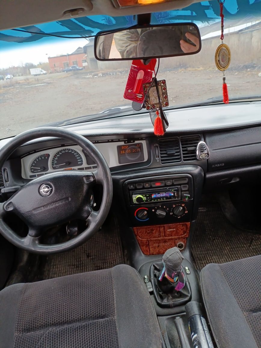 Прода Опель вектра б 2.0