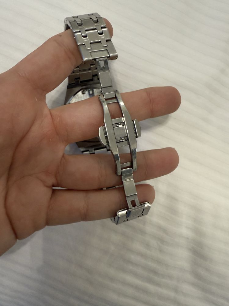 Zegarek srebrny niebieski AP Audemars Piguet