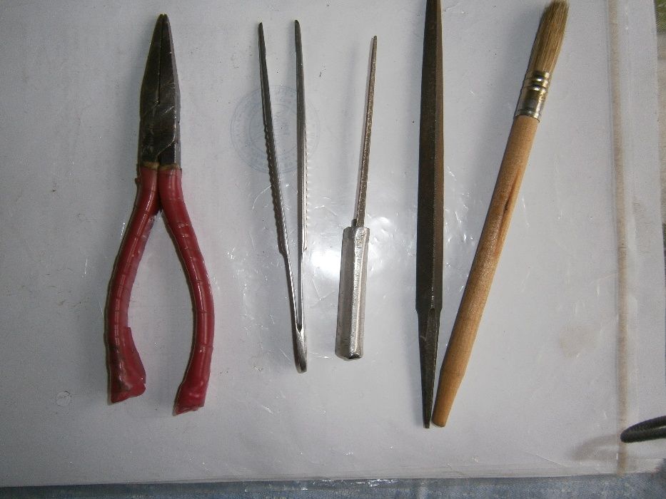 инструмент.