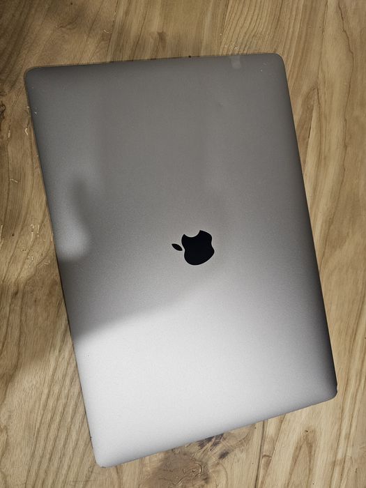 Macbook pro 15 2019