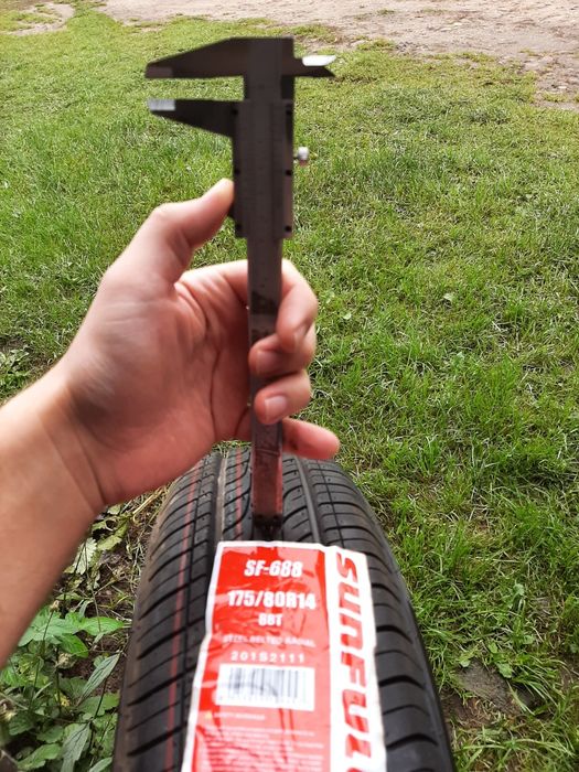 2 Opony całoroczne 175/80 R14 Sunfull 88T