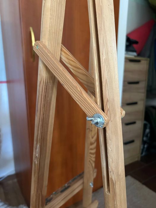 Мольберт деревянный