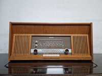 Rádio antigo com gira discos reparado Nordmende