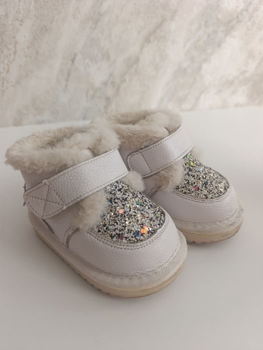 Зимові черевики 13.5 см