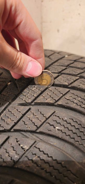 Opony zimowe + Stalówki Bridgestone R16 205/55 Rozstaw 5x110mm