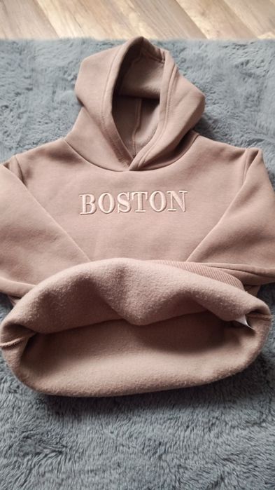 Nowy śliczny ciepły dres na 9 lat